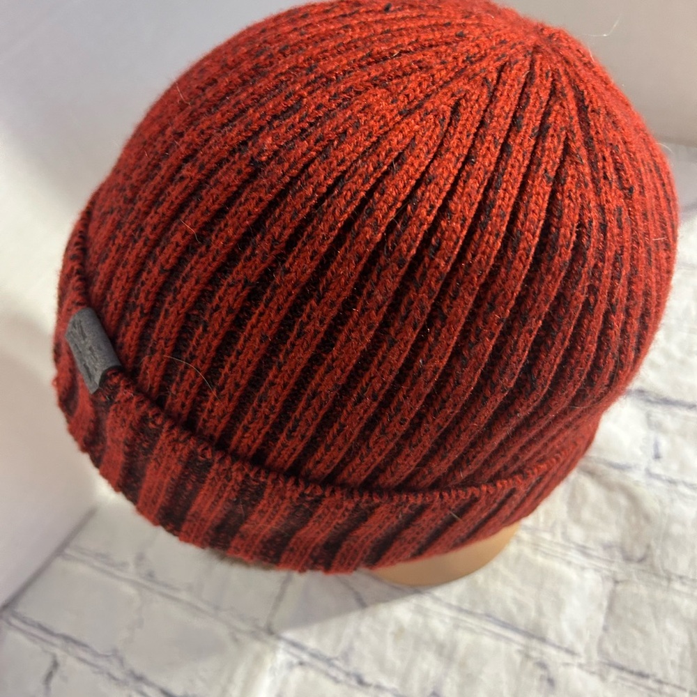 BRITTS KNITS MENS WINTER HARBOR BEANIE RUST RED COLOR ONE SIZE FITS MOST - Picture 7 of 9
